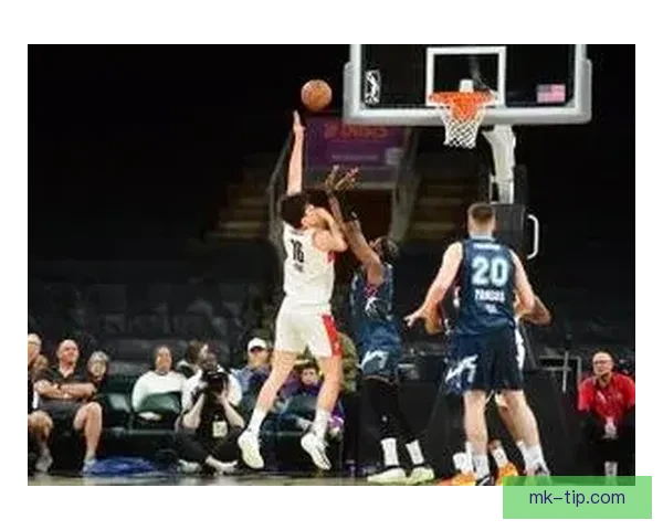 杨瀚森全能表现砍下20分9篮板5助攻惜败奥斯汀马刺错失完美首秀